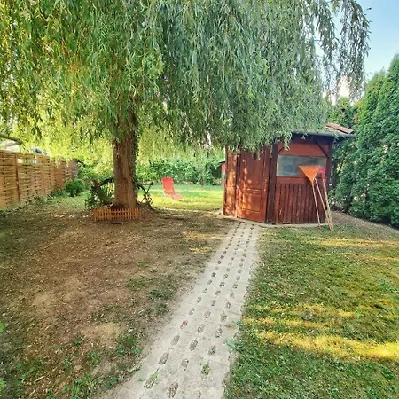 Balaton-parti Kertes Сasa de vacaciones *