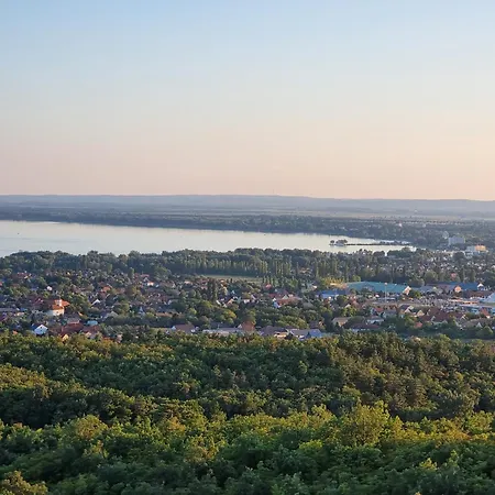 Дом отдыха Balaton-parti Kertes Nyaralo Кестхей