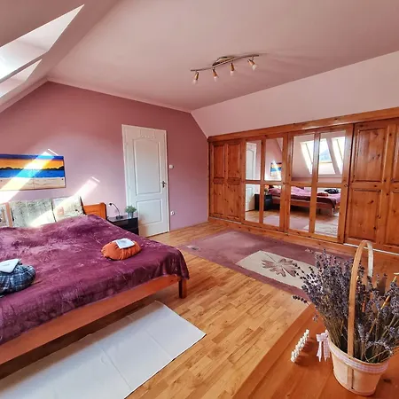 Сasa de vacaciones Balaton-parti Kertes Keszthely