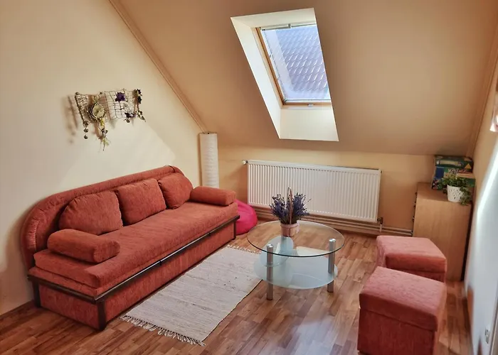 펜션 Balaton-parti Kertes Nyaralo