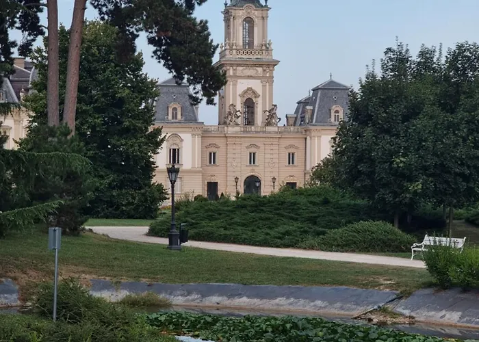 Balaton-parti Kertes Nyaralo 別荘 *