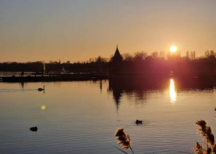 Balaton-parti Kertes Nyaralo *