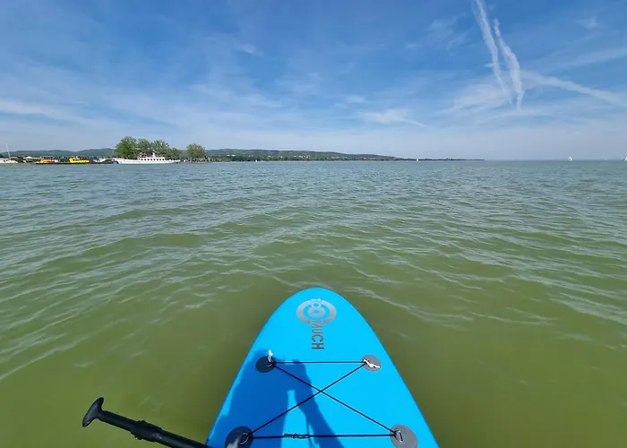 Balaton-parti Kertes Nyaralo 別荘 ケストヘイ