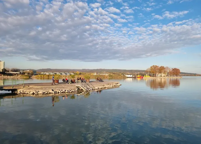 別荘 Balaton-parti Kertes Nyaralo ケストヘイ